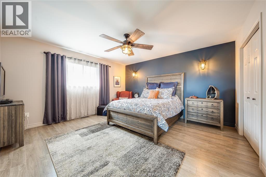Photo 25 of 209 James Avenue, Kingsville ON