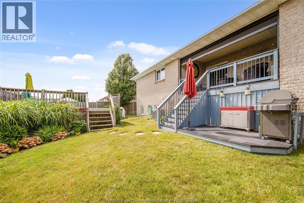 Photo 39 of 209 James Avenue, Kingsville ON