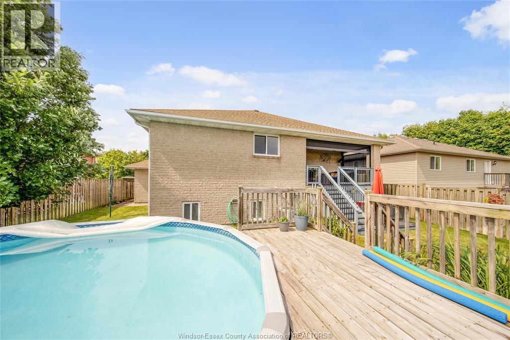 Photo 41 of 209 James Avenue, Kingsville ON