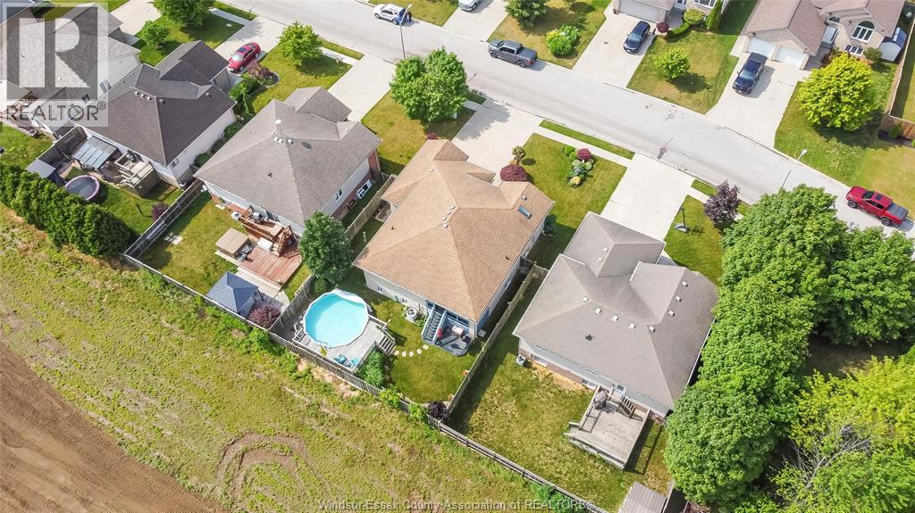 Photo 46 of 209 James Avenue, Kingsville ON