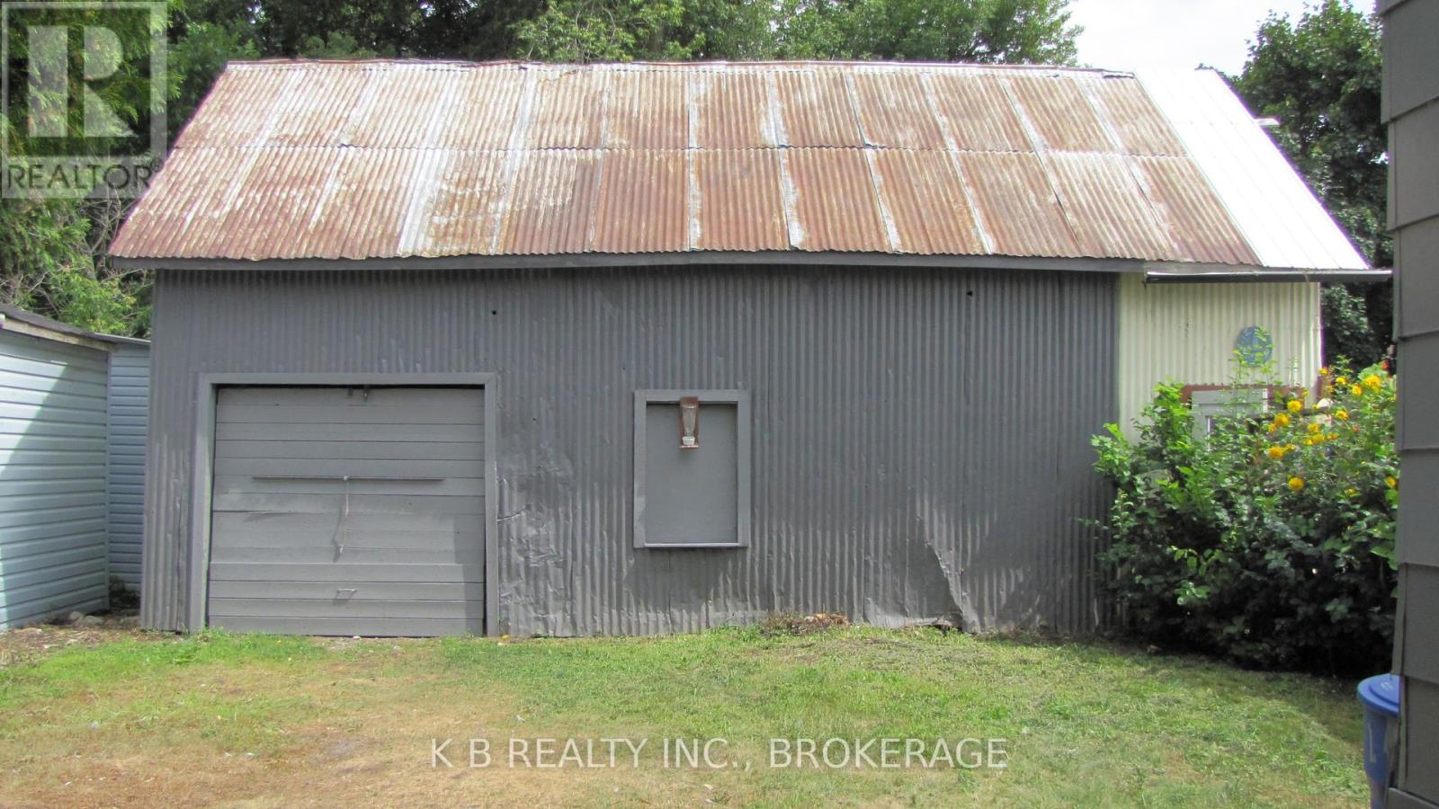 Photo 13 of 229 Gore Street E, Perth ON