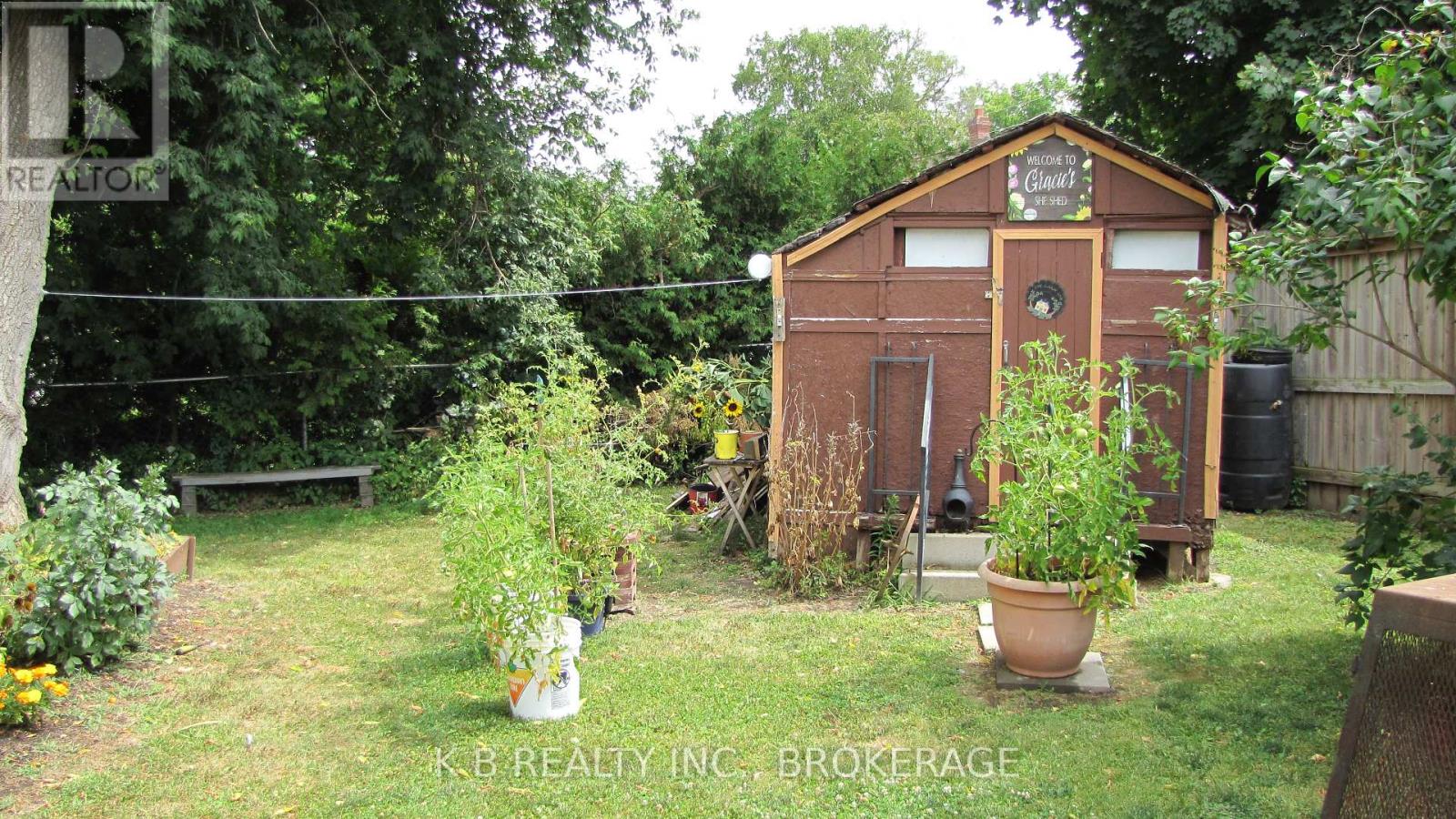 Photo 24 of 229 Gore Street E, Perth ON