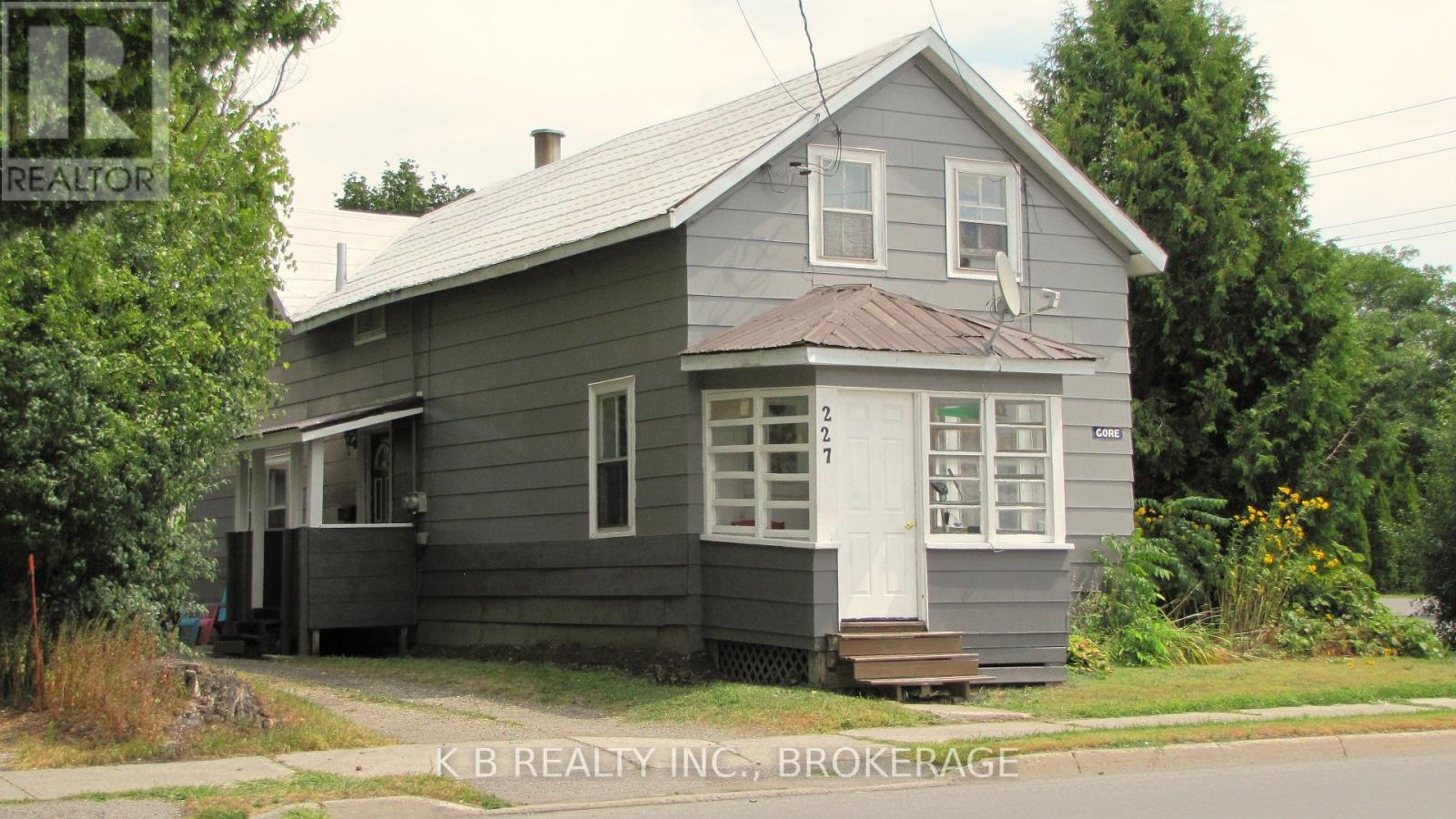 Photo 2 of 229 Gore Street E, Perth ON