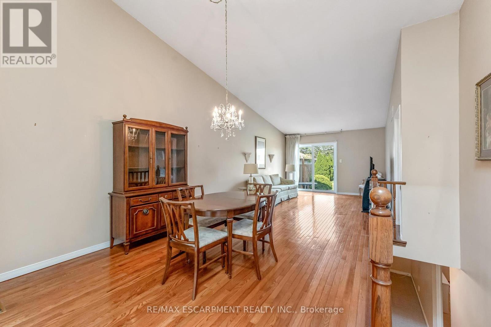 Photo 7 of 17 25 Kitty Murray Lane, Hamilton ON