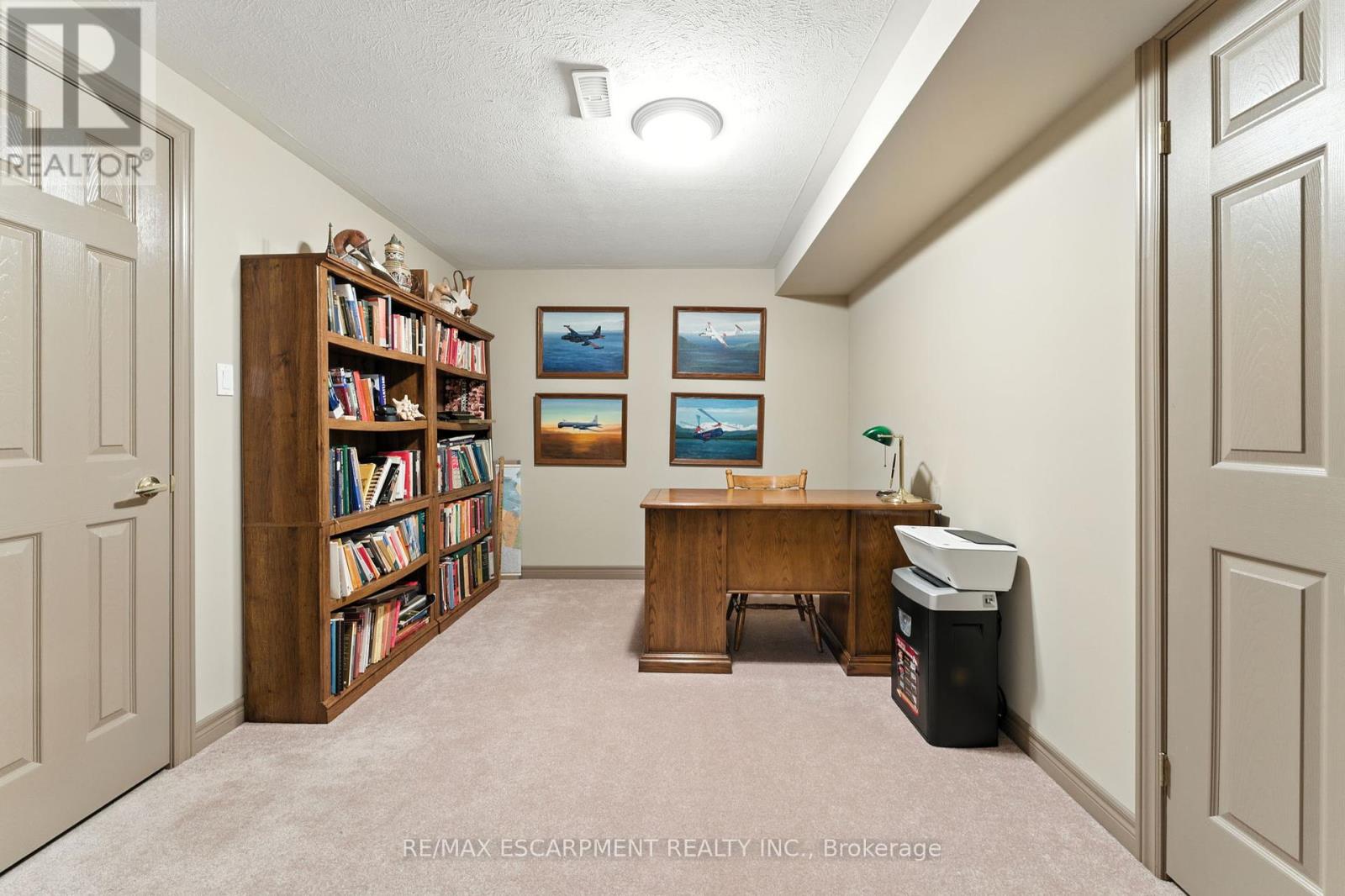Photo 19 of 50 Upper Canada Drive, Norfolk ON