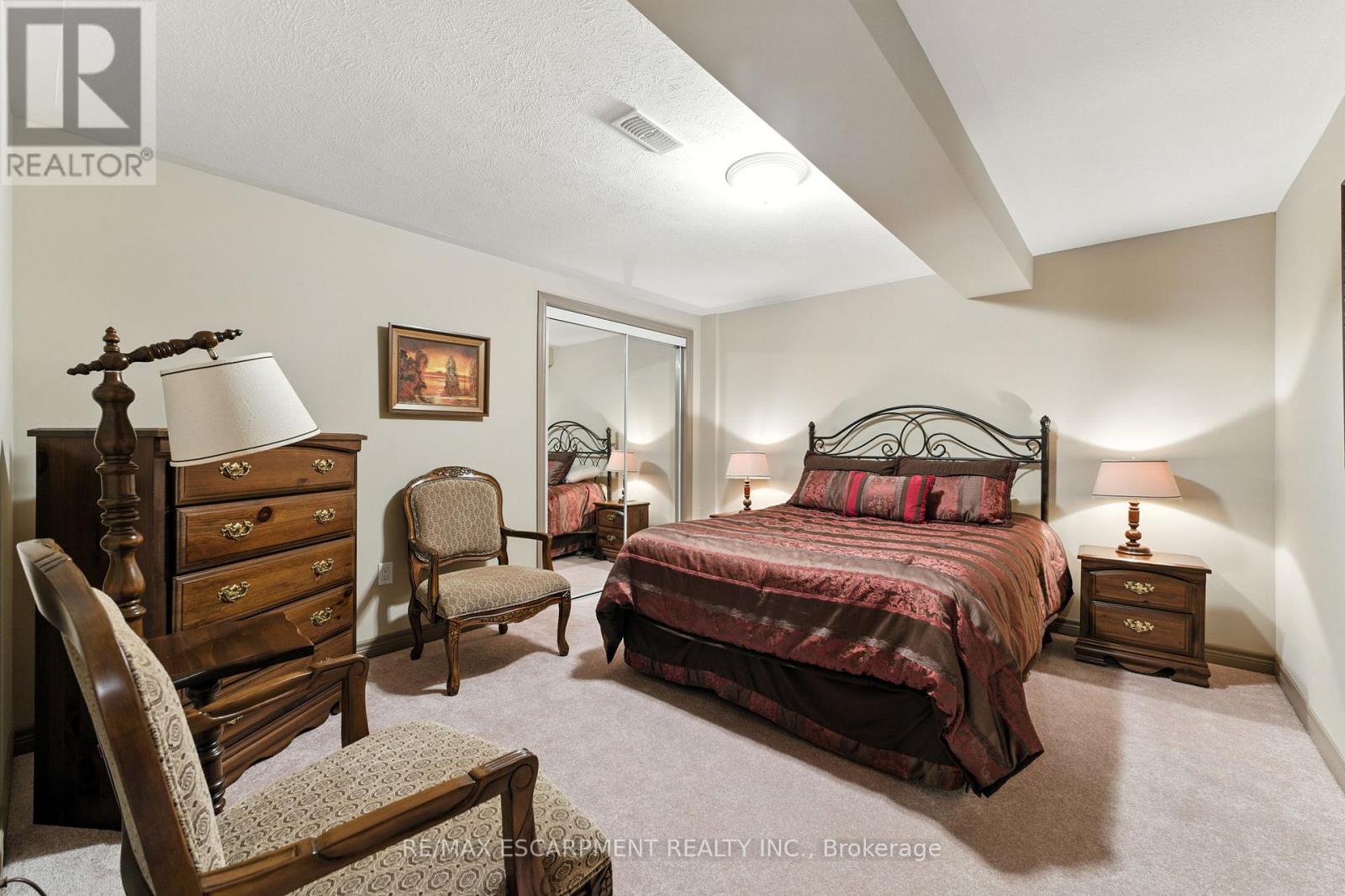 Photo 20 of 50 Upper Canada Drive, Norfolk ON