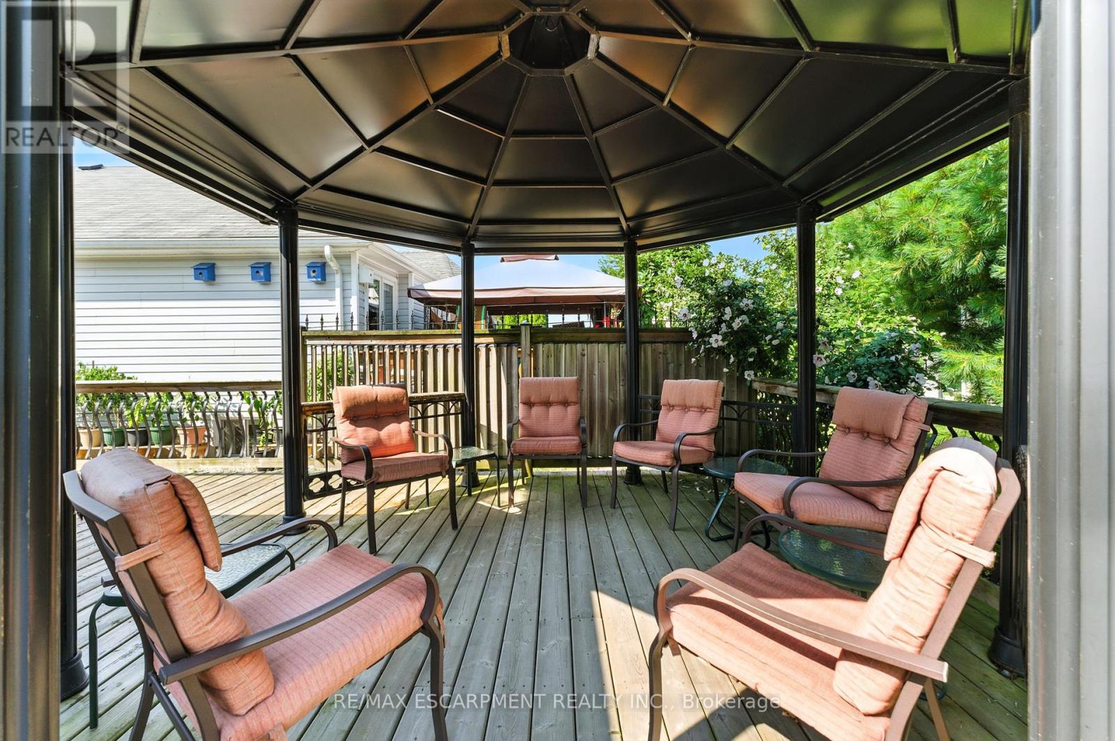Photo 24 of 50 Upper Canada Drive, Norfolk ON