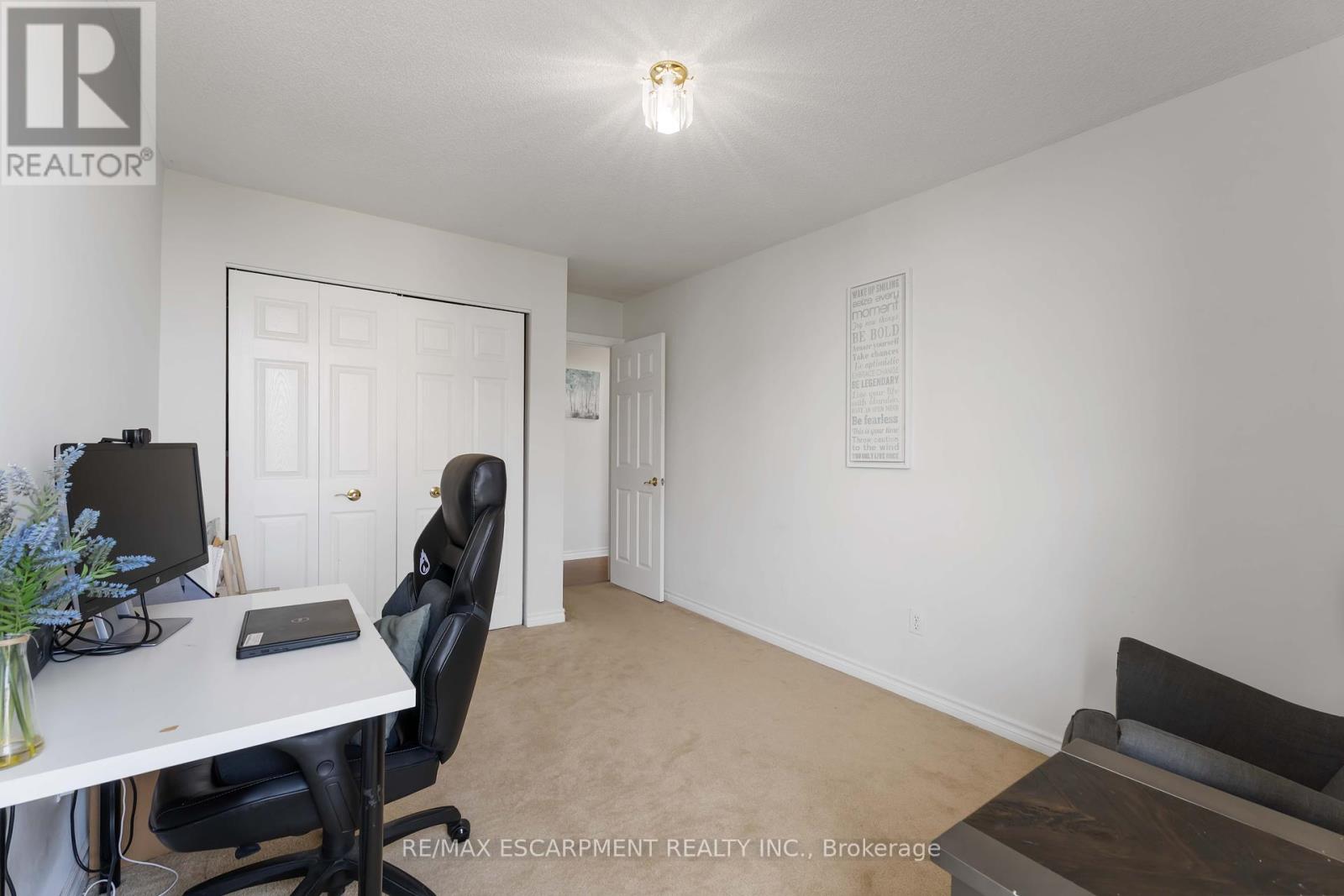 Photo 19 of 1004 75 Glenburn Court, Hamilton ON