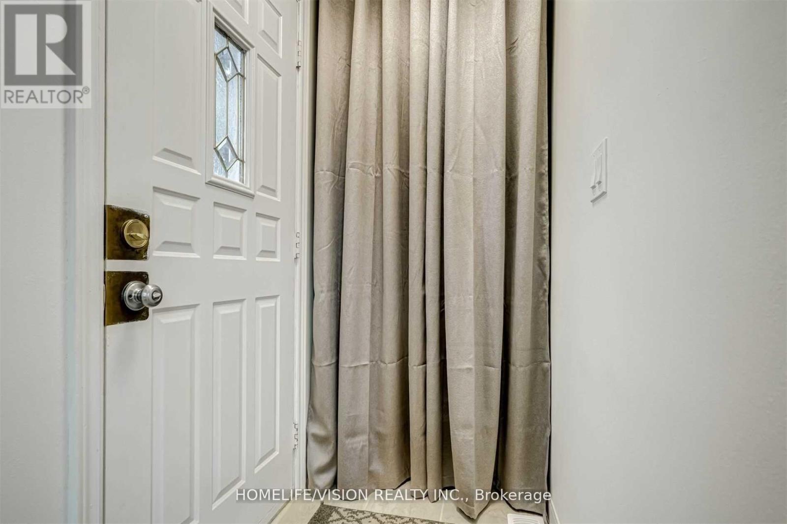 Photo 2 of Main 65 Ellington Drive E, Toronto ON