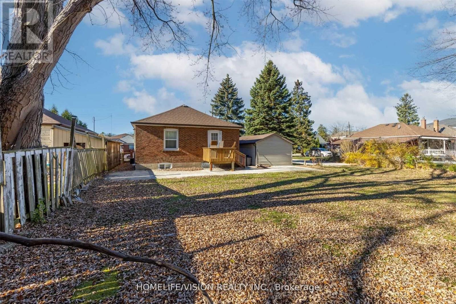 Photo 30 of Main 65 Ellington Drive E, Toronto ON