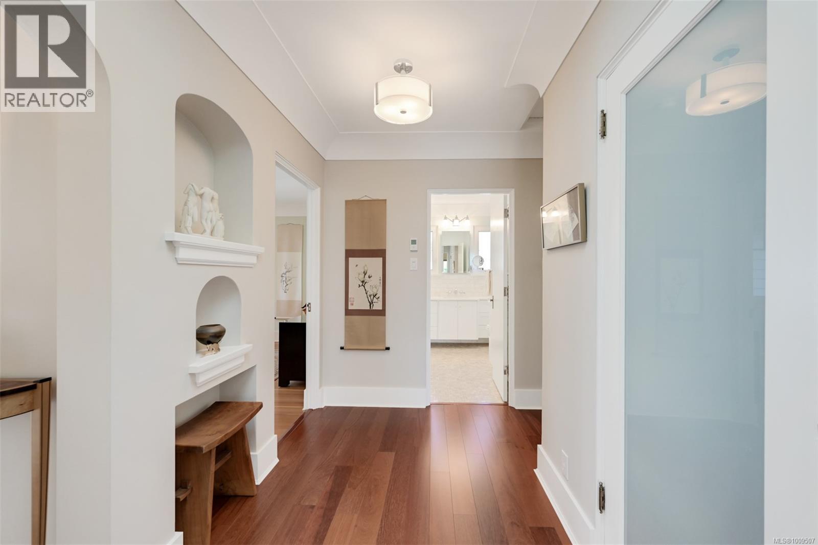 Single Family House Character for Sale in  Despard Ave Victoria 