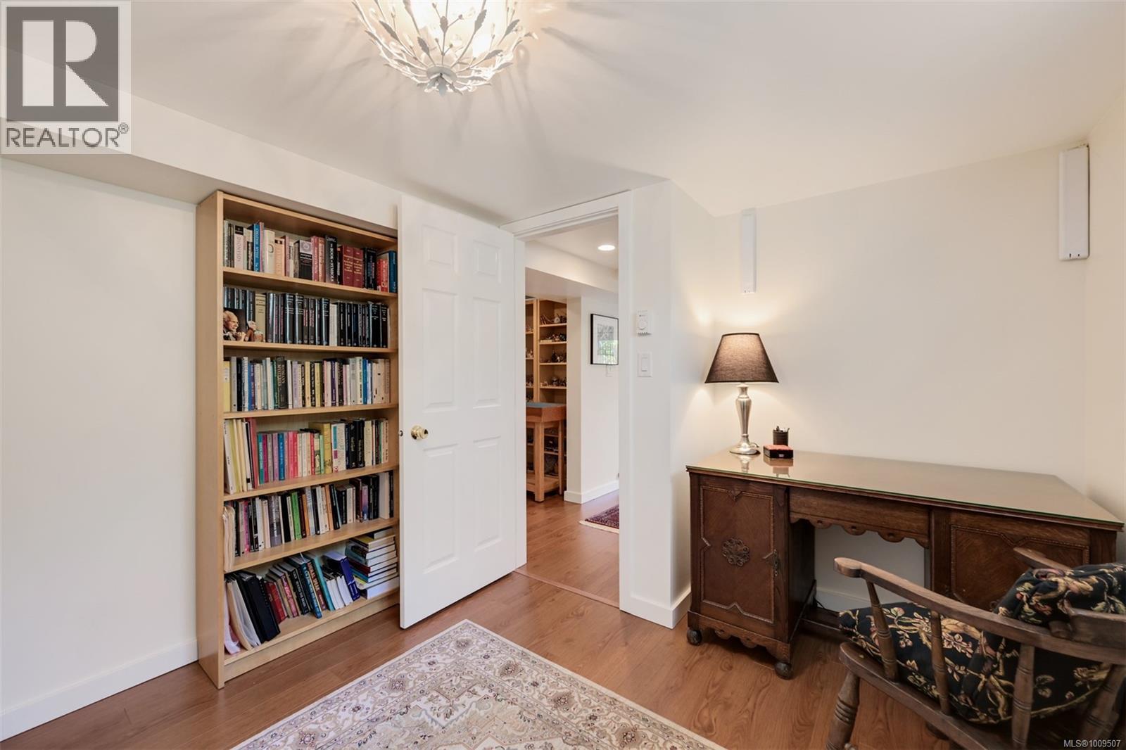 Single Family House Character for Sale in  Despard Ave Victoria 