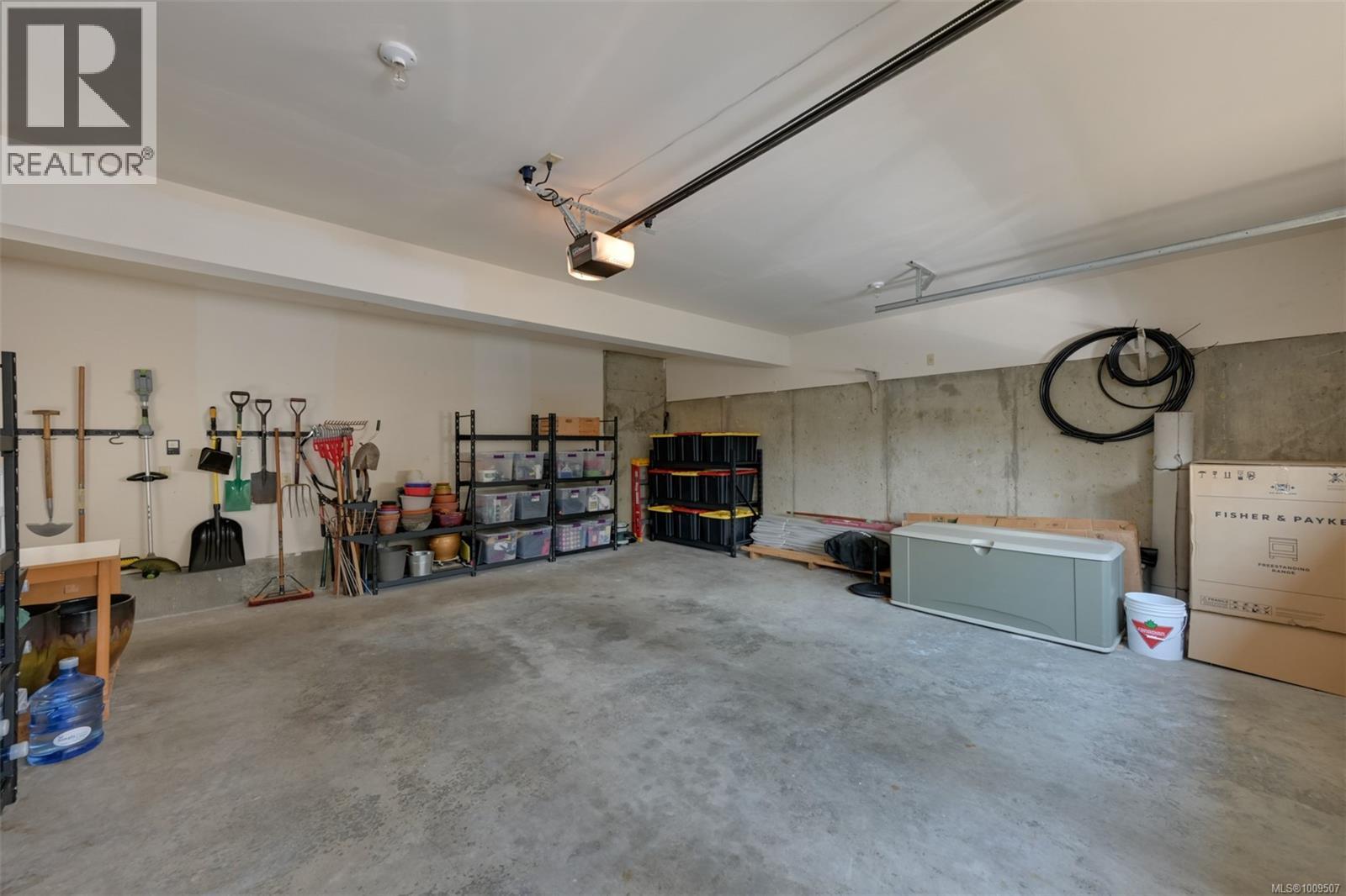Single Family House Character for Sale in  Despard Ave Victoria 