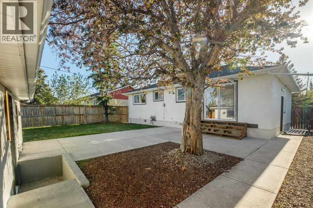 Single Family House Bungalow for Sale in  Travois Crescent NW Thorncliffe Calgary 