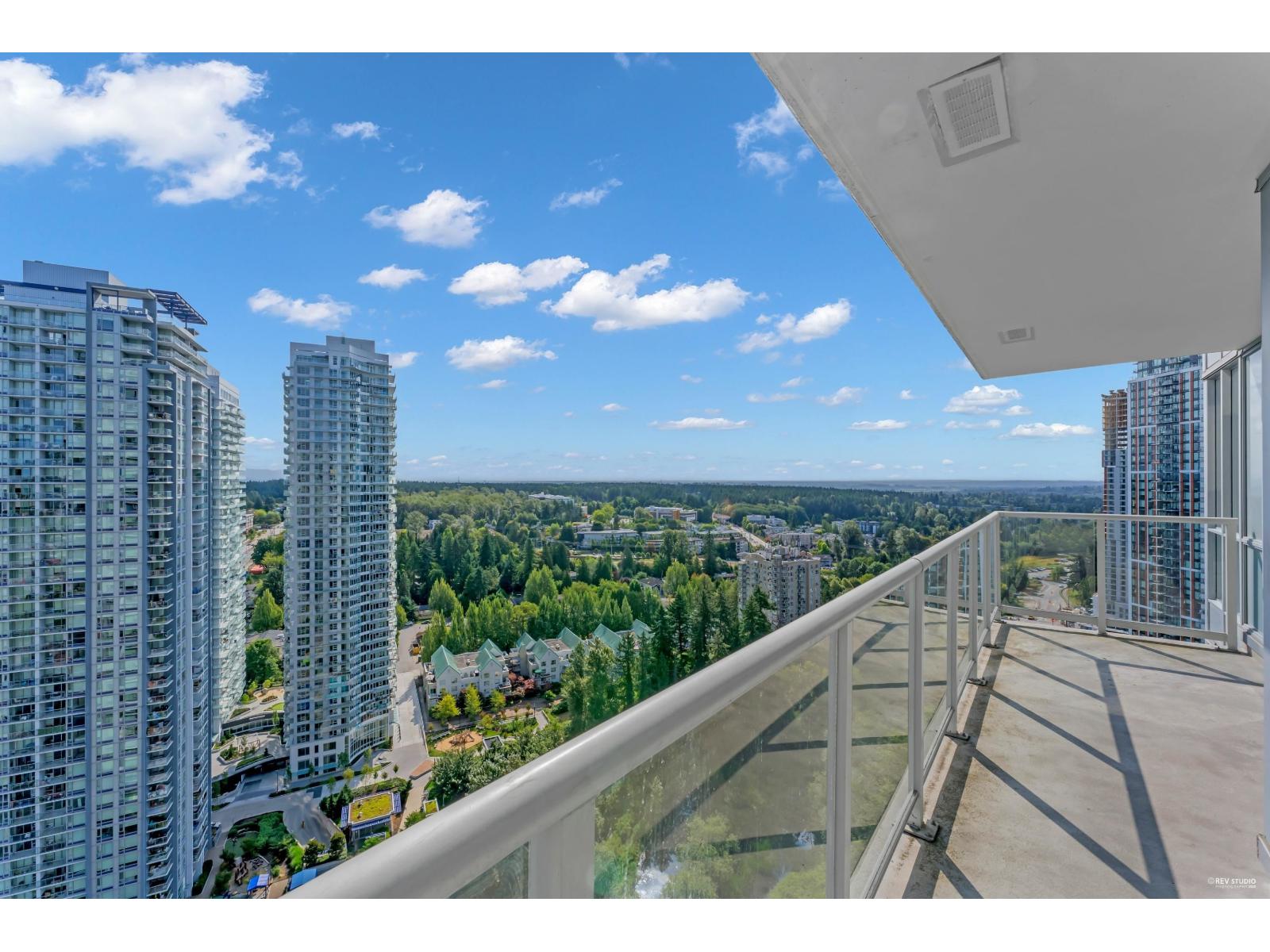 Photo 19 of 2904 9981 Whalley Boulevard, Surrey BC