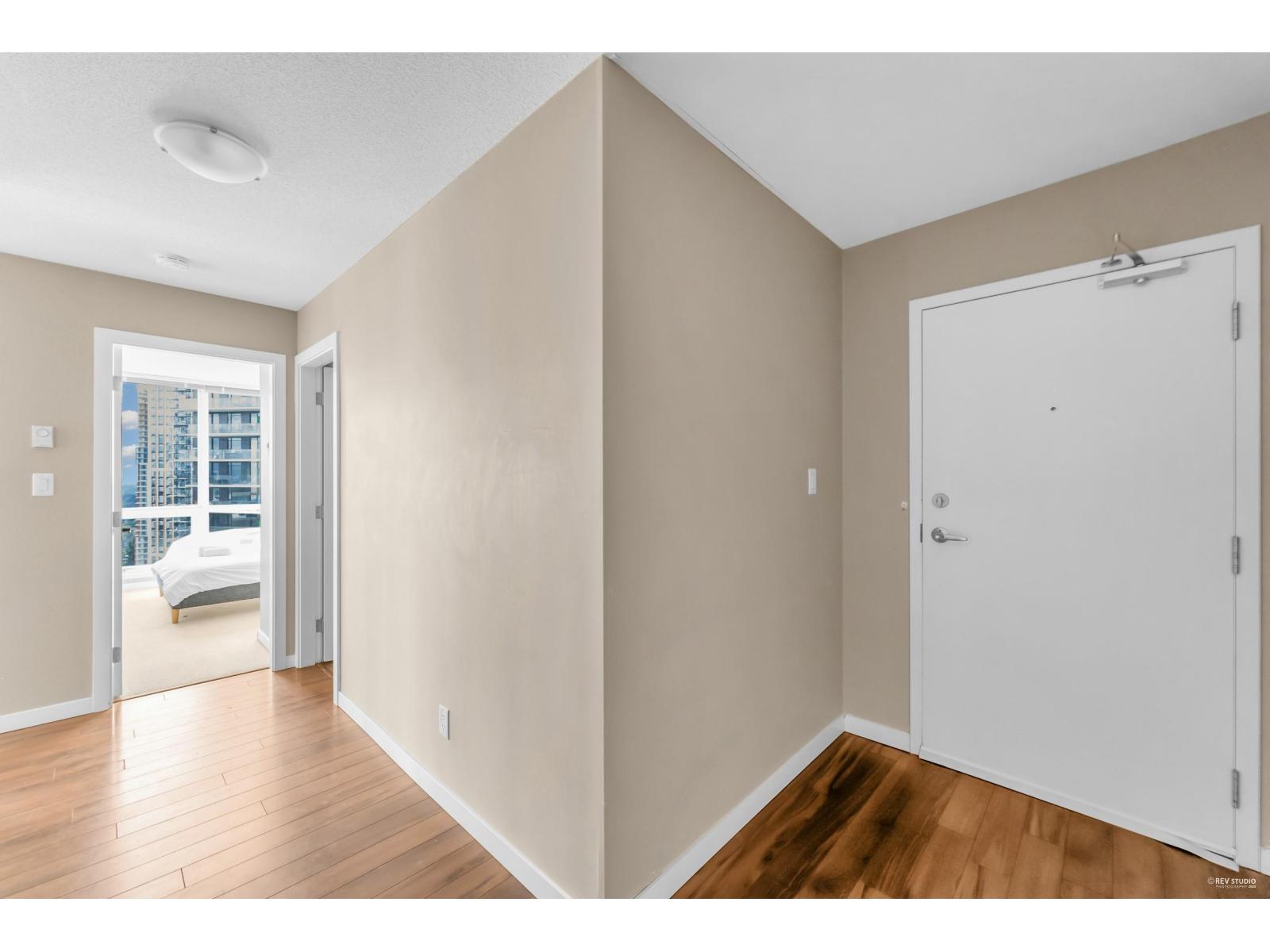 Photo 17 of 2904 9981 Whalley Boulevard, Surrey BC