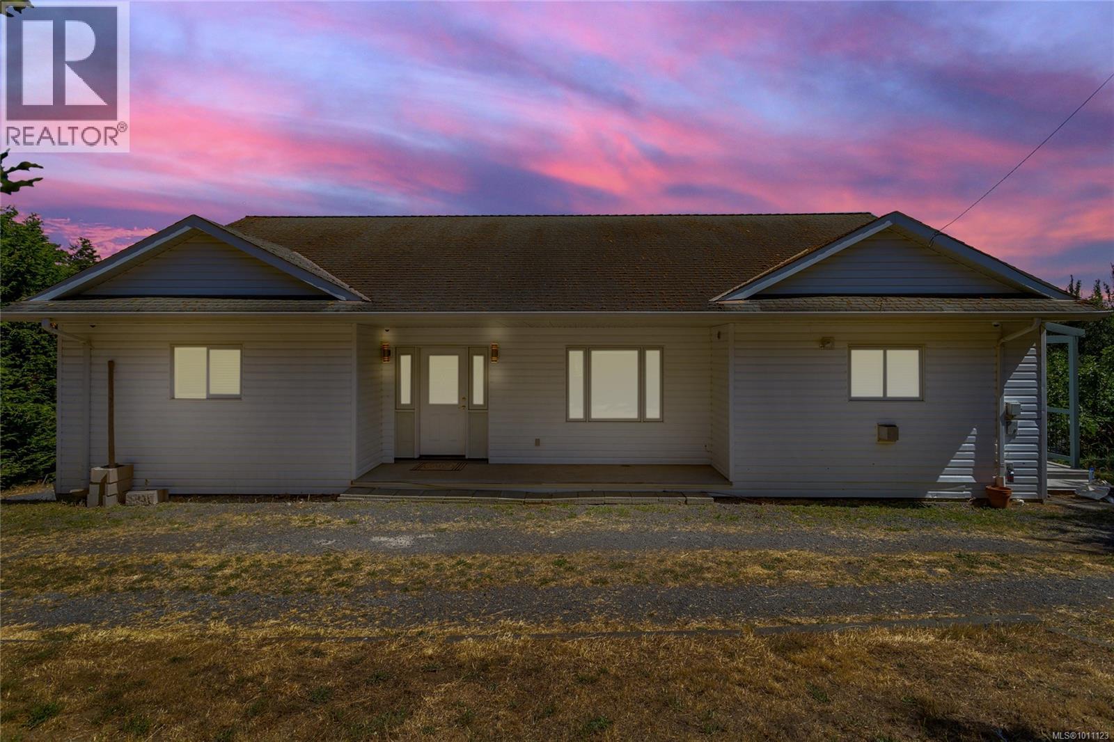  681 Lombard Drive, Metchosin