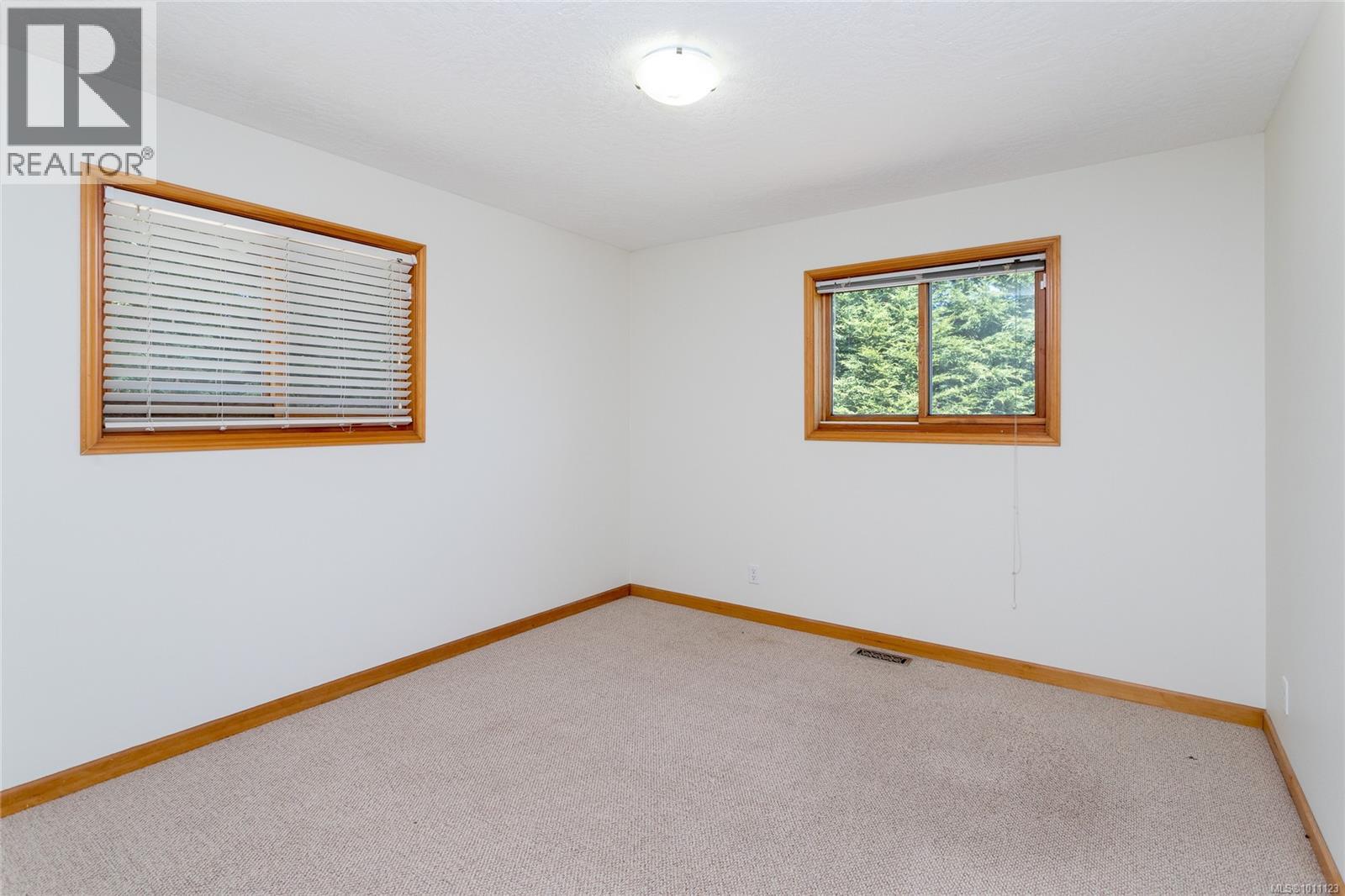 681 Lombard Drive, Metchosin