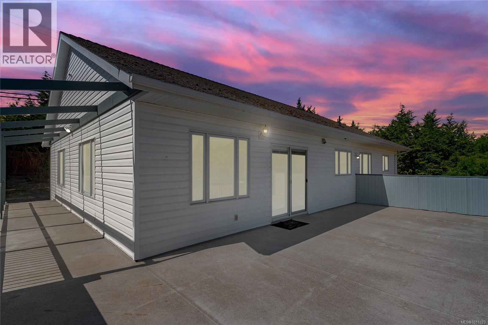  681 Lombard Drive, Metchosin