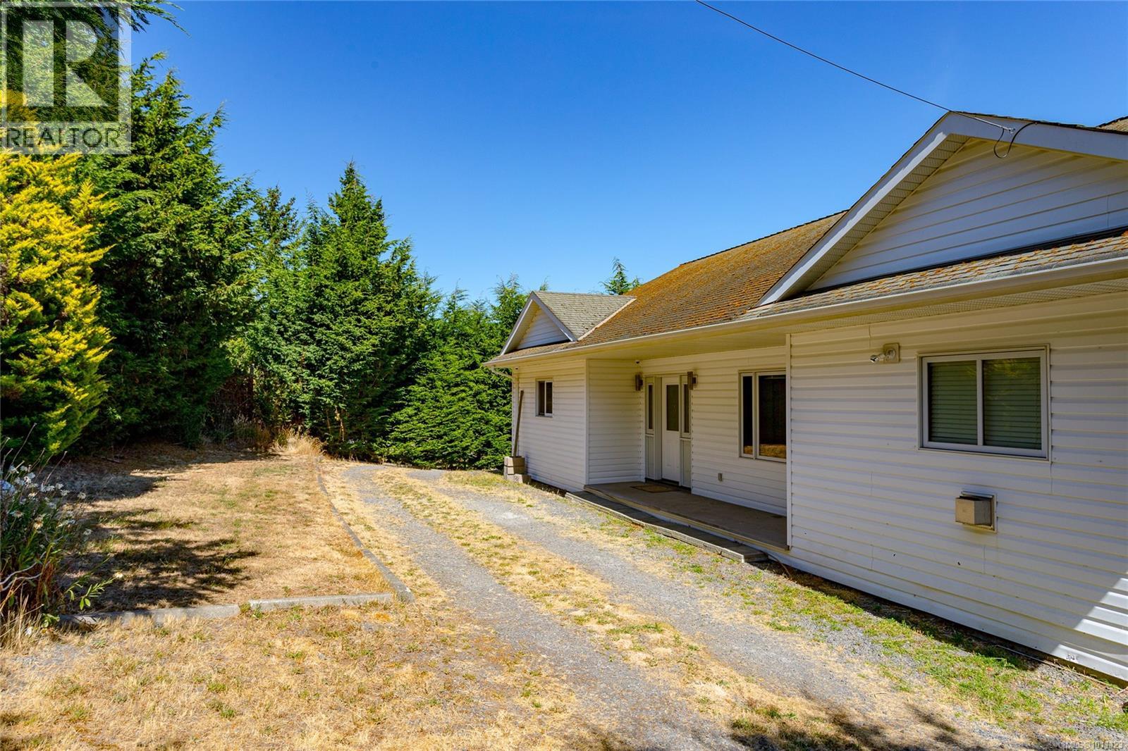  681 Lombard Drive, Metchosin
