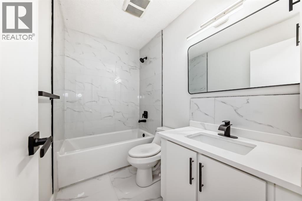 Photo 4 of 55 Bernard Place Nw, Calgary AB