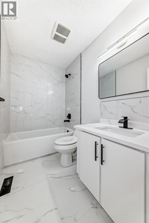 Photo 16 of 55 Bernard Place Nw, Calgary AB