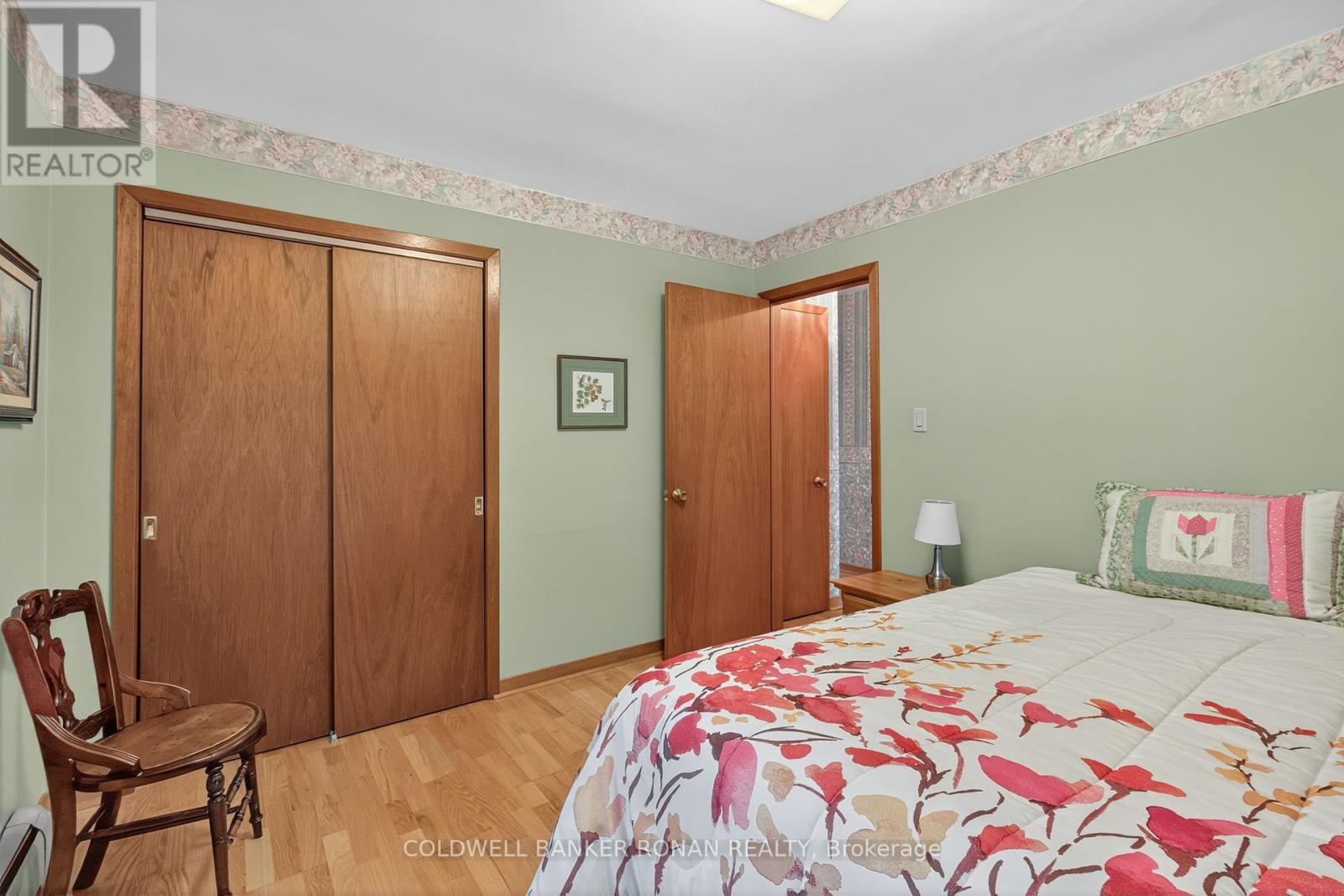 Photo 17 of 8 Douglas Drive, New Tecumseth ON