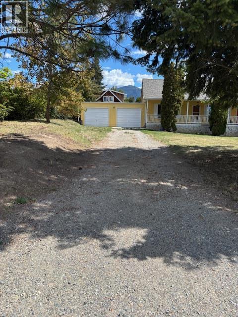 Photo 20 of 218 23rd Avenue S, Creston BC