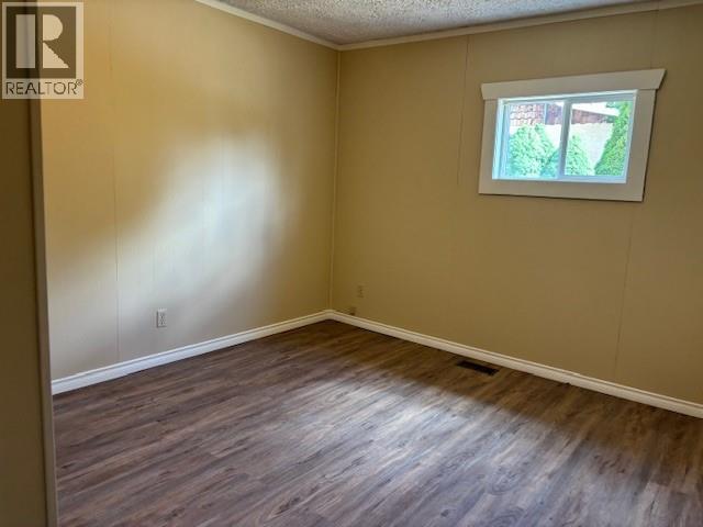 Photo 8 of 218 23rd Avenue S, Creston BC