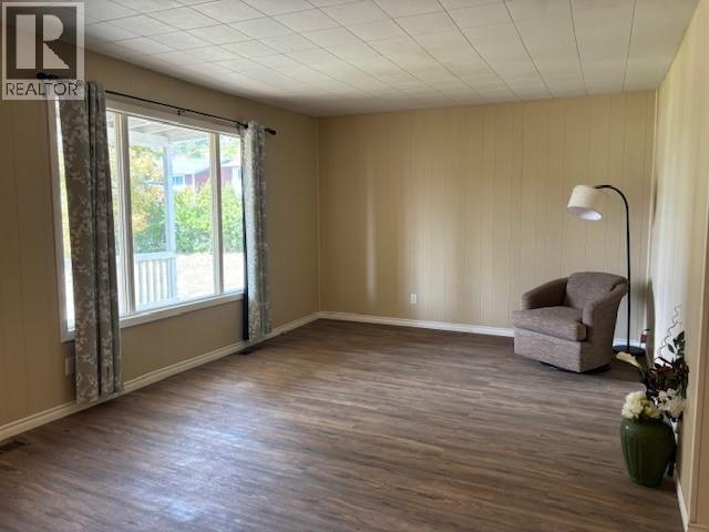 Photo 7 of 218 23rd Avenue S, Creston BC