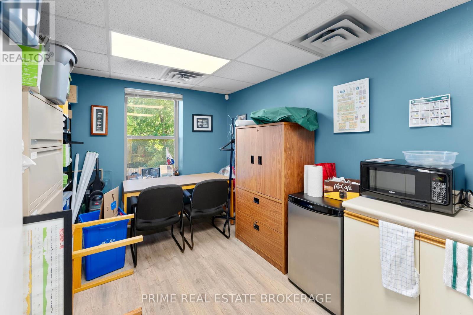 Photo 20 of 580 Waterloo Street E, London East ON