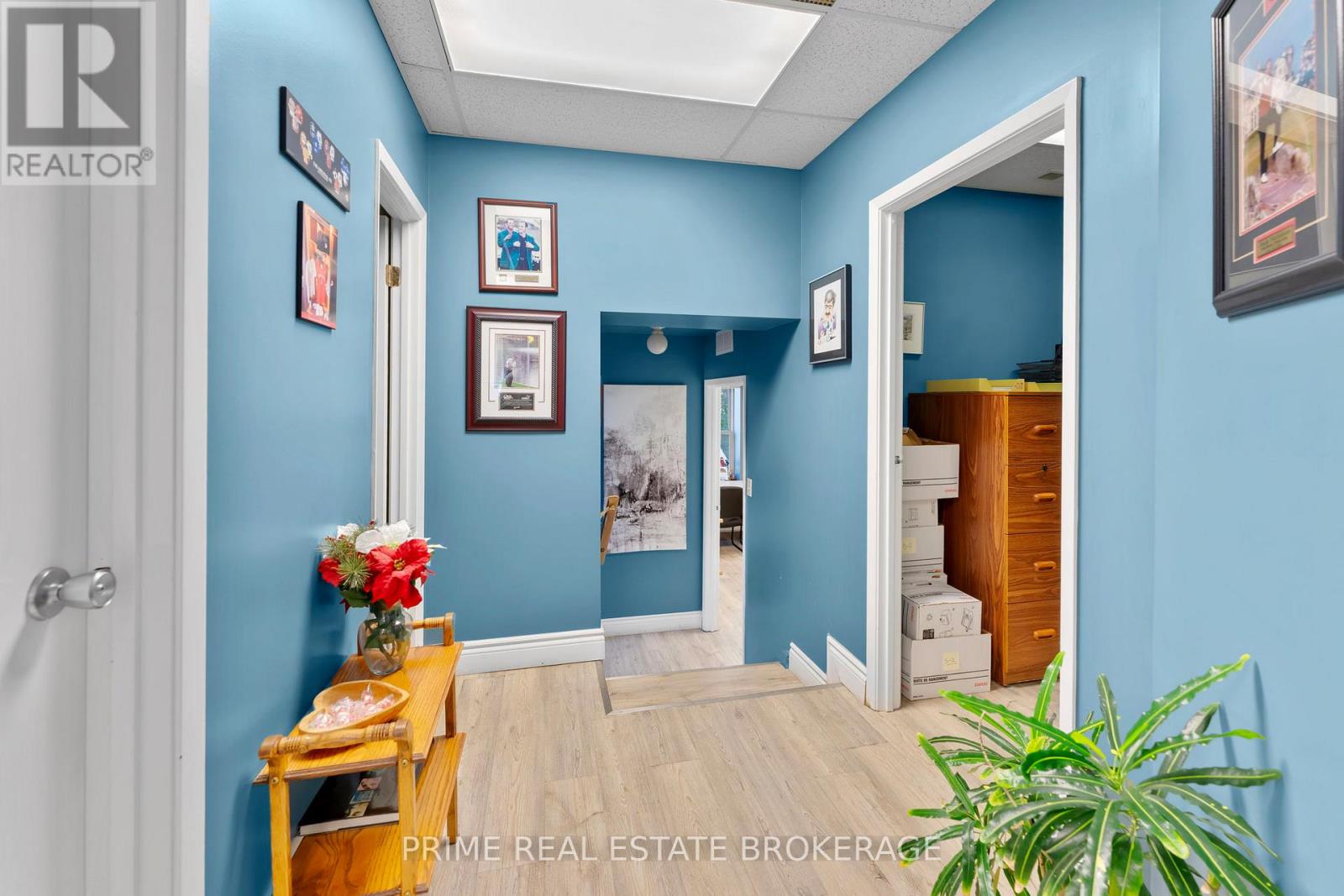 Photo 26 of 580 Waterloo Street E, London East ON