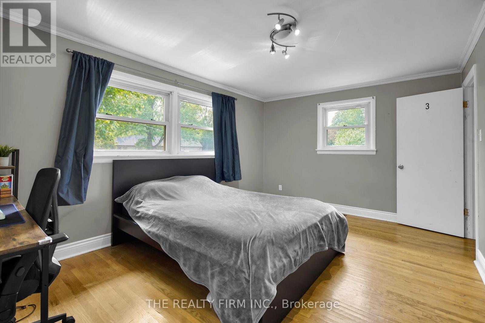 Photo 13 of 95 Edgar Drive, London North ON