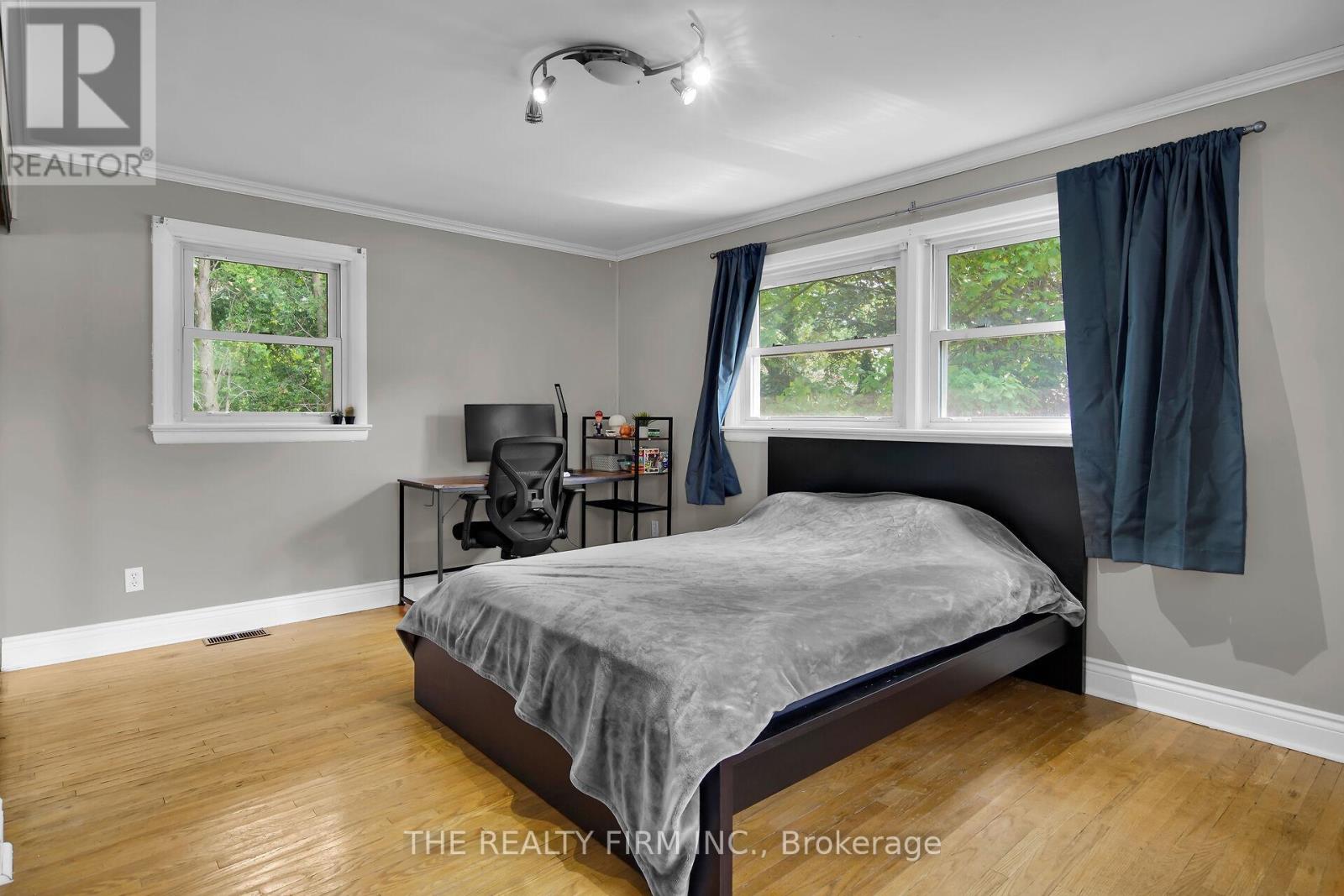 Photo 14 of 95 Edgar Drive, London North ON