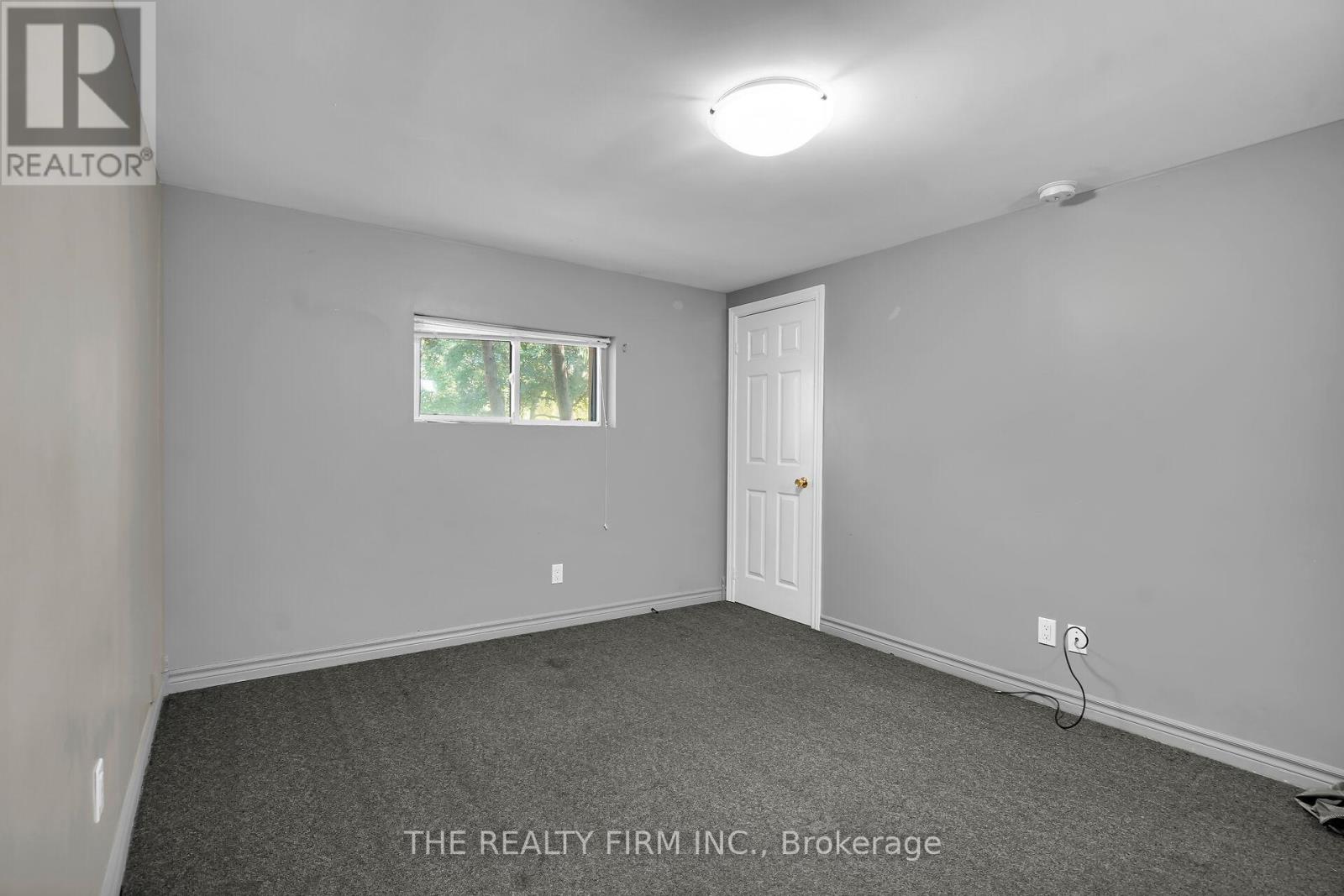 Photo 19 of 95 Edgar Drive, London North ON