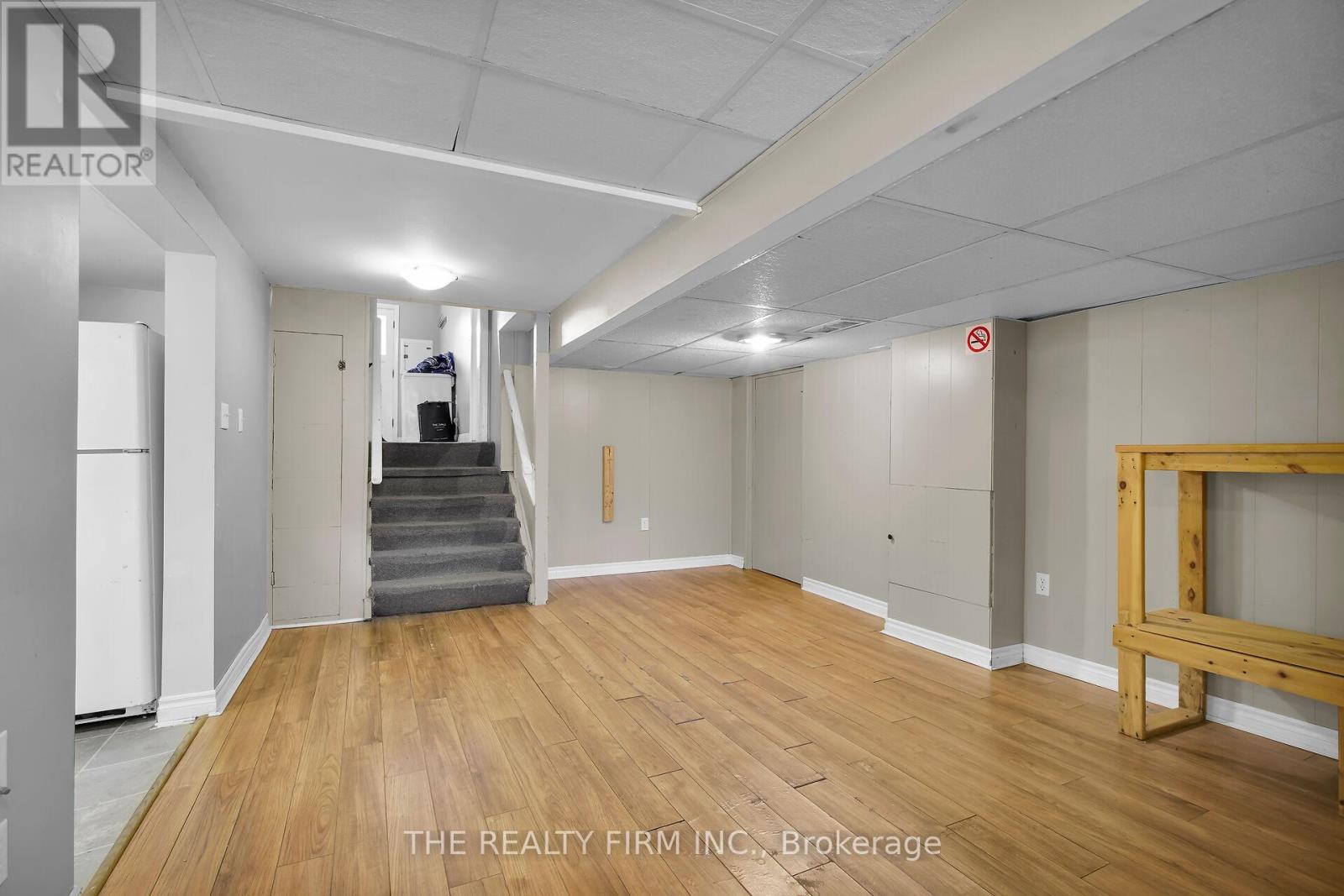 Photo 22 of 95 Edgar Drive, London North ON