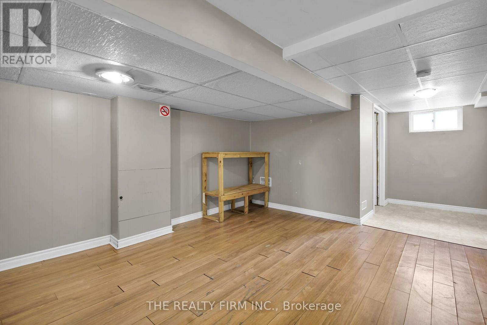 Photo 23 of 95 Edgar Drive, London North ON