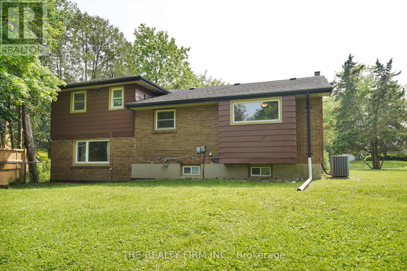 Photo 34 of 95 Edgar Drive, London North ON