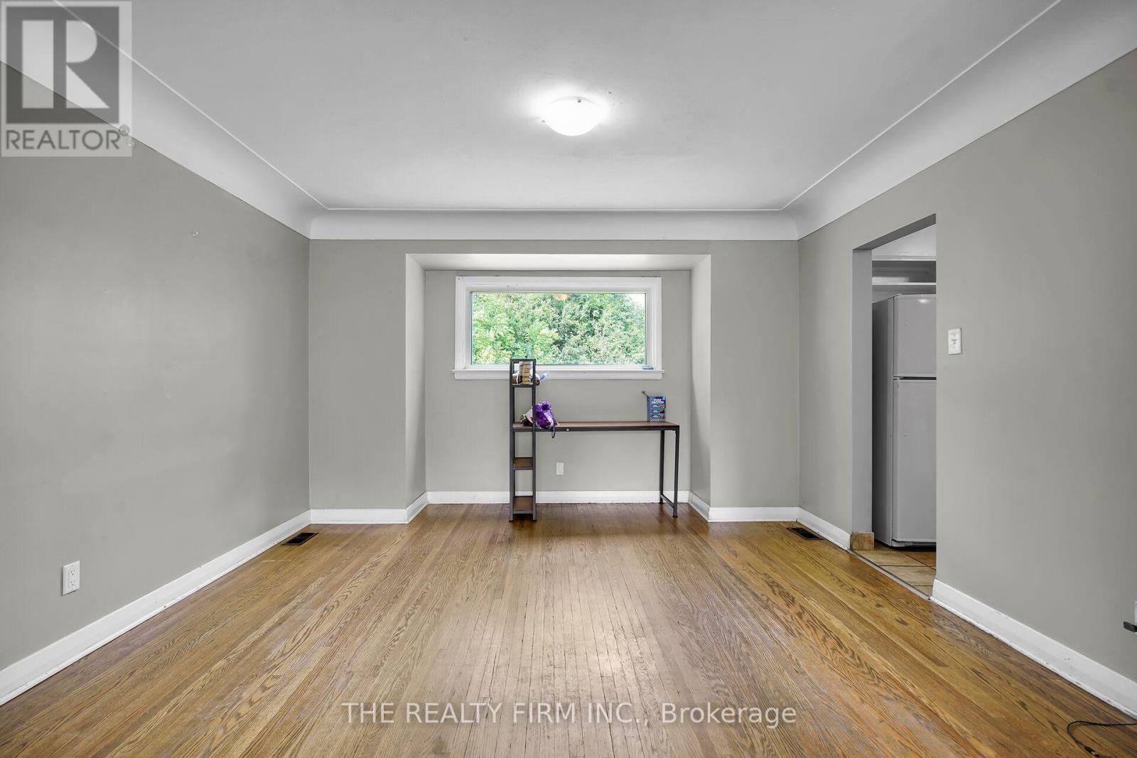 Photo 8 of 95 Edgar Drive, London North ON