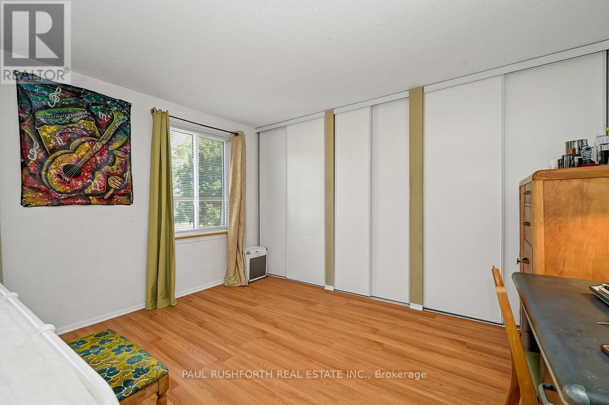 Photo 11 of 767 Vinette Crescent, Ottawa ON