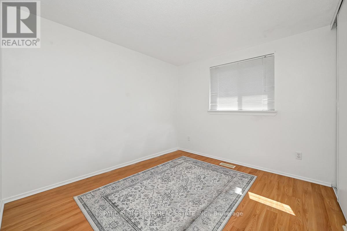 Photo 16 of 767 Vinette Crescent, Ottawa ON