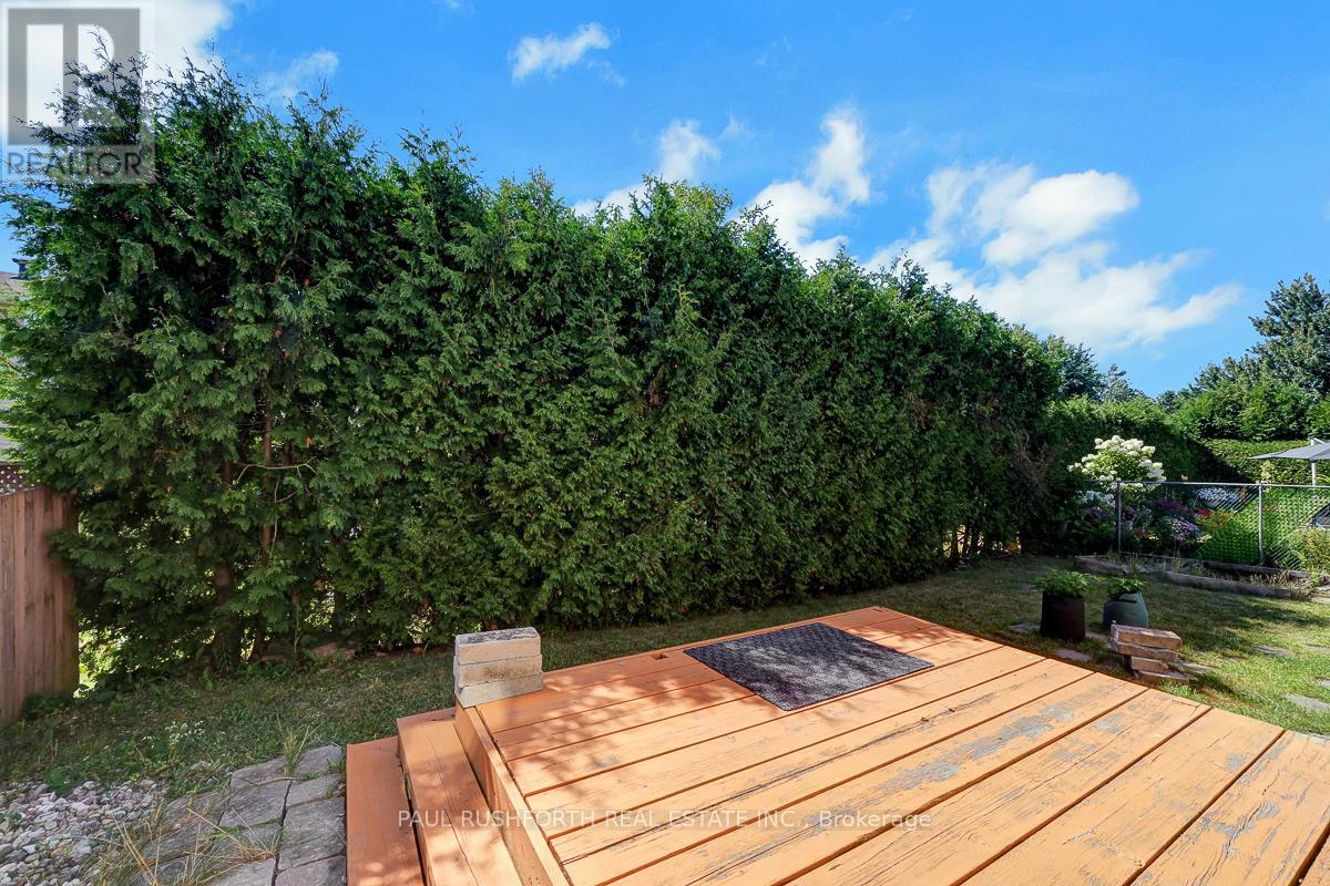 Photo 18 of 767 Vinette Crescent, Ottawa ON