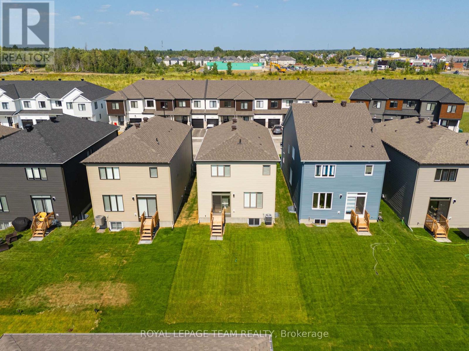 Photo 29 of 149 Robert Perry Street, North Grenville ON