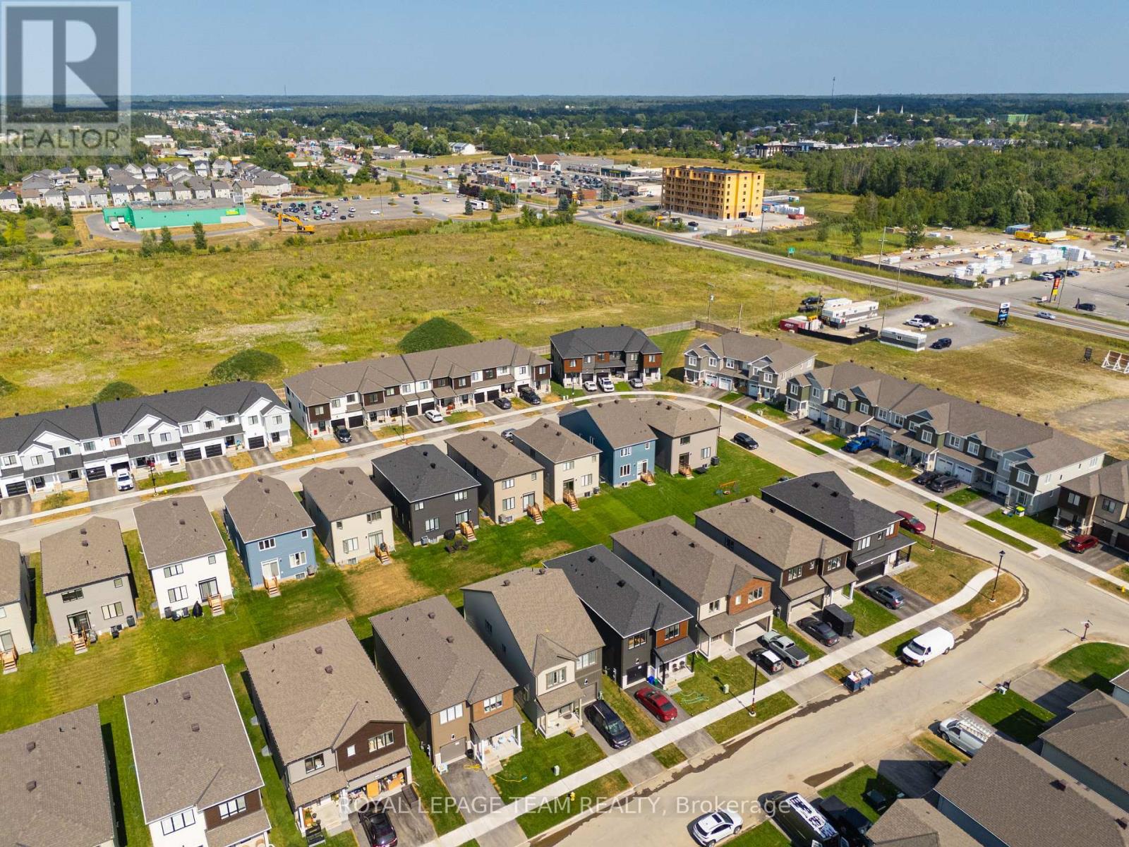 Photo 35 of 149 Robert Perry Street, North Grenville ON