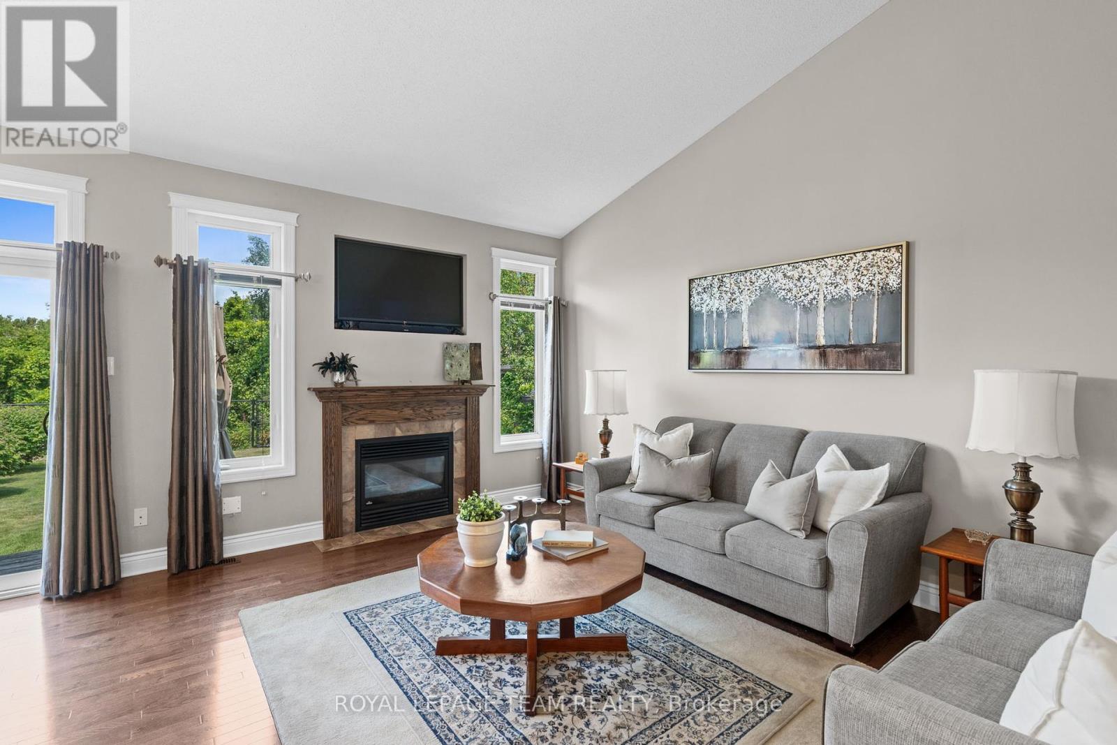 Photo 19 of 920 Burwash Landing Bay, Ottawa ON