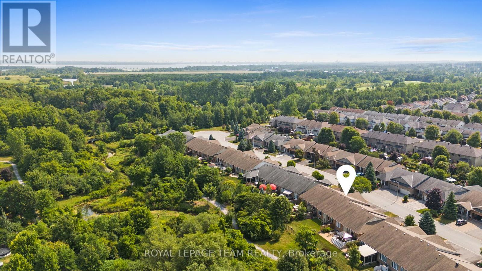 Photo 39 of 920 Burwash Landing Bay, Ottawa ON