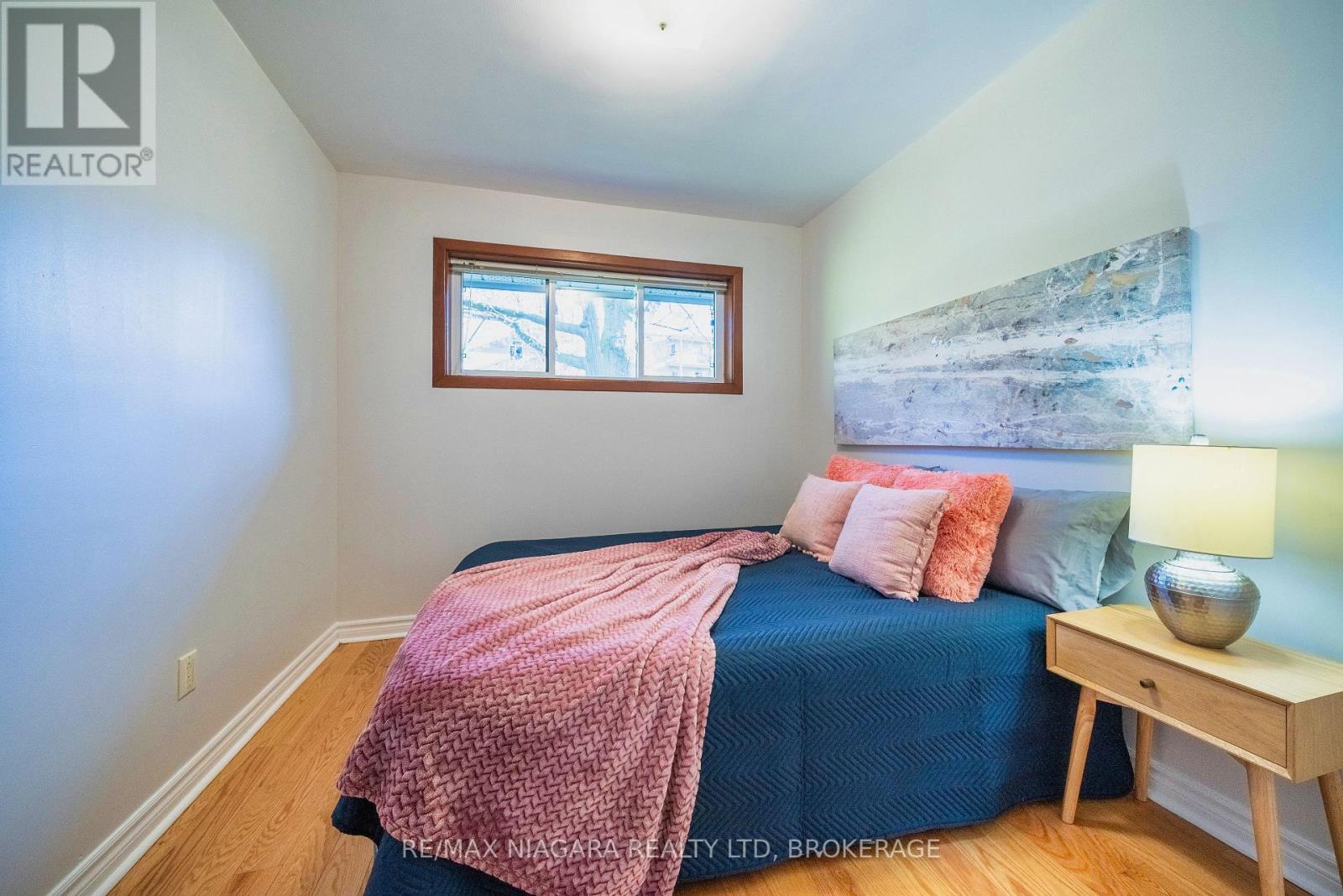 Photo 23 of 55 North Hills Terrace, Toronto ON