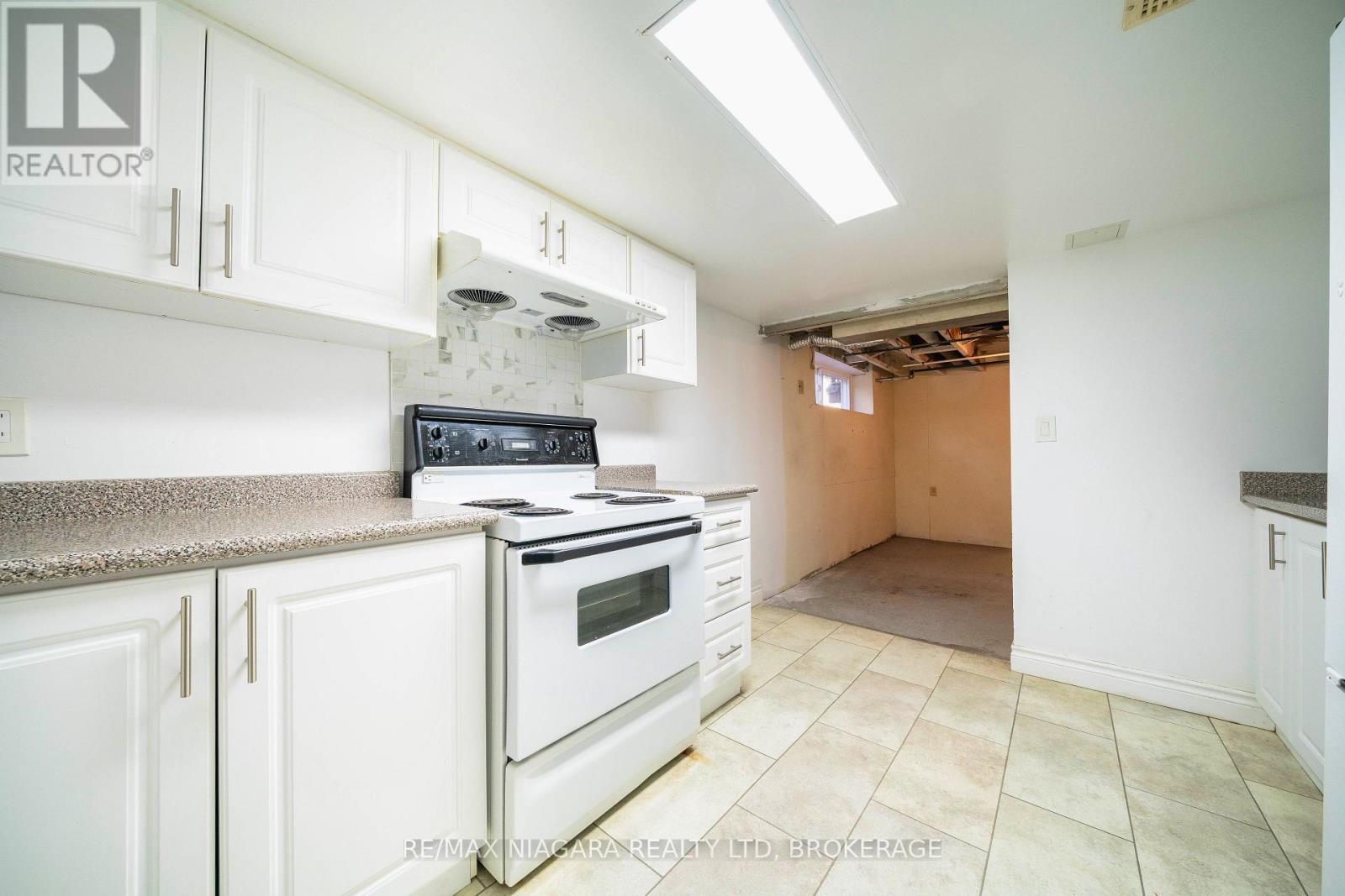 Photo 40 of 55 North Hills Terrace, Toronto ON