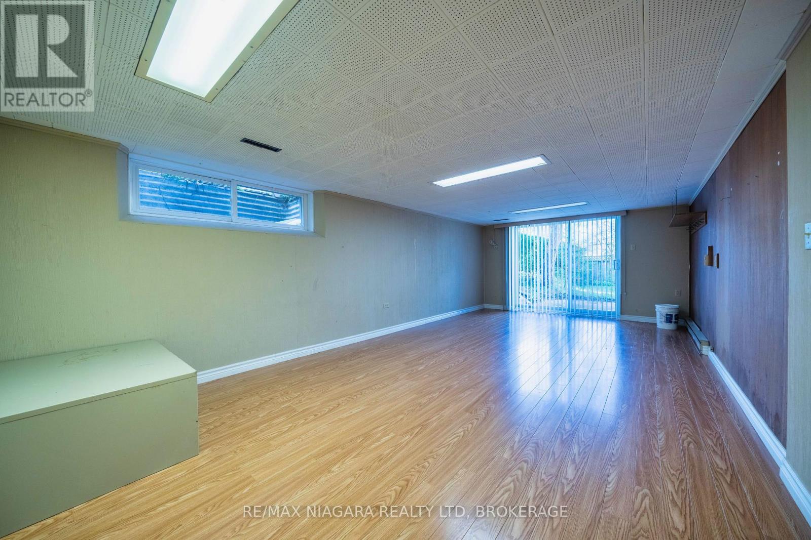 Photo 15 of 55 North Hills Terrace, Toronto ON