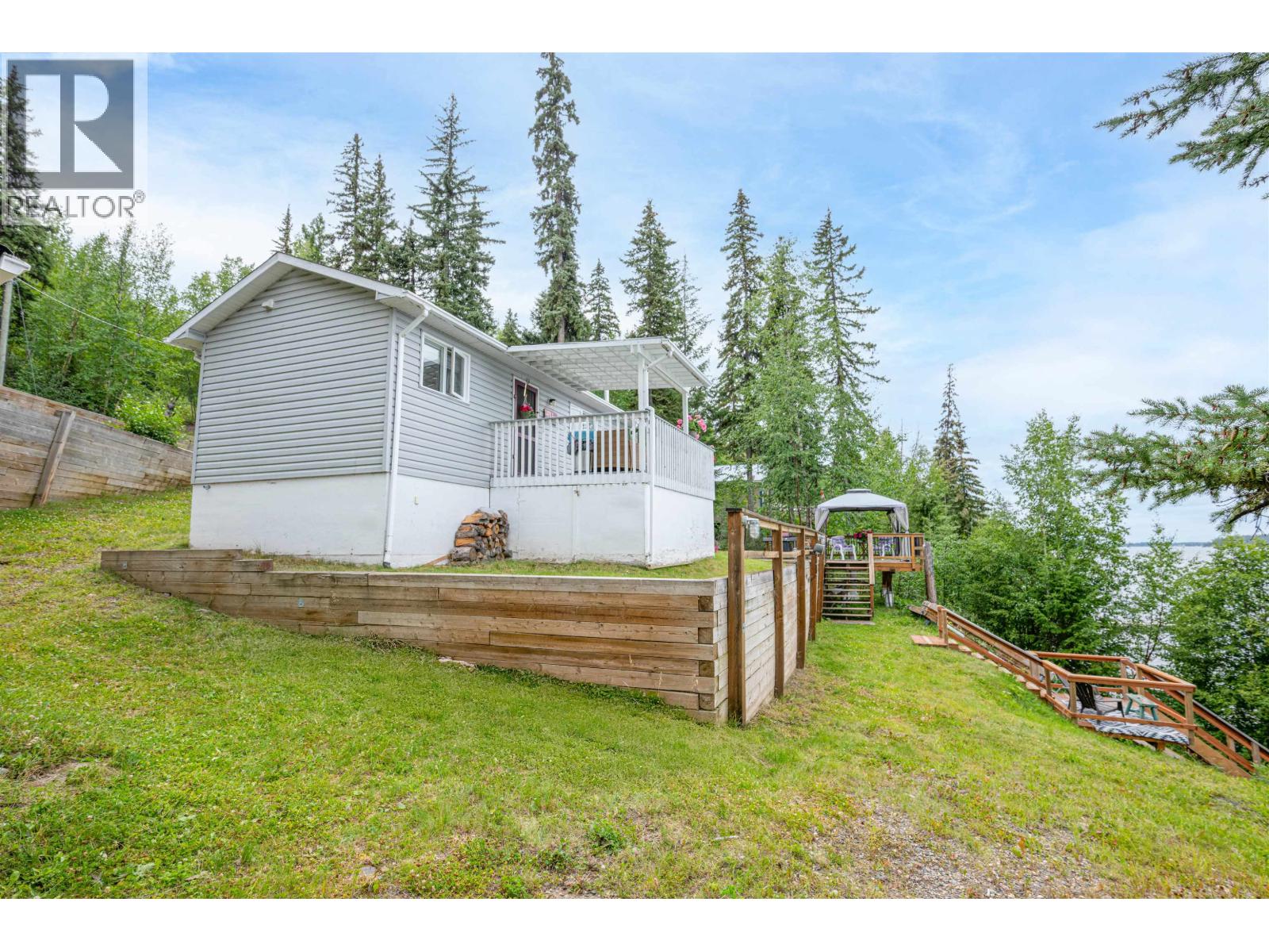 50490 LLOYD DRIVE, Cluculz Lake